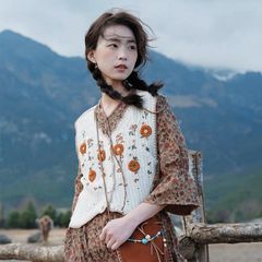 Áo Gile thêu hoa 4 màu