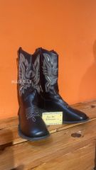 Giày Martin da thêu mũi tròn