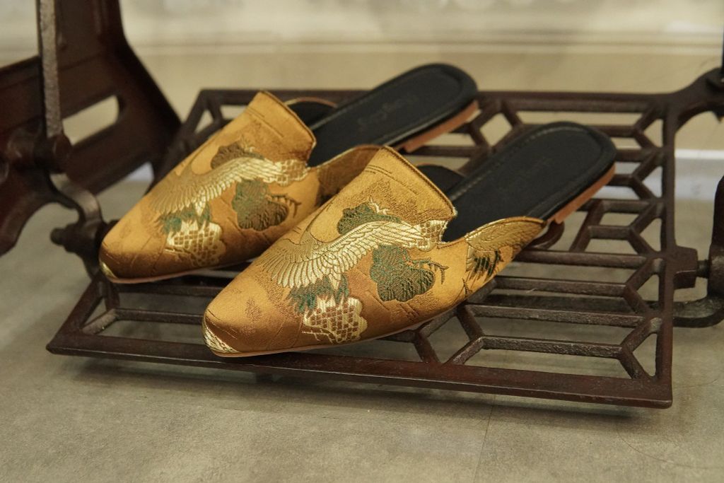 Giày Hương Cảng - Đế Bệt