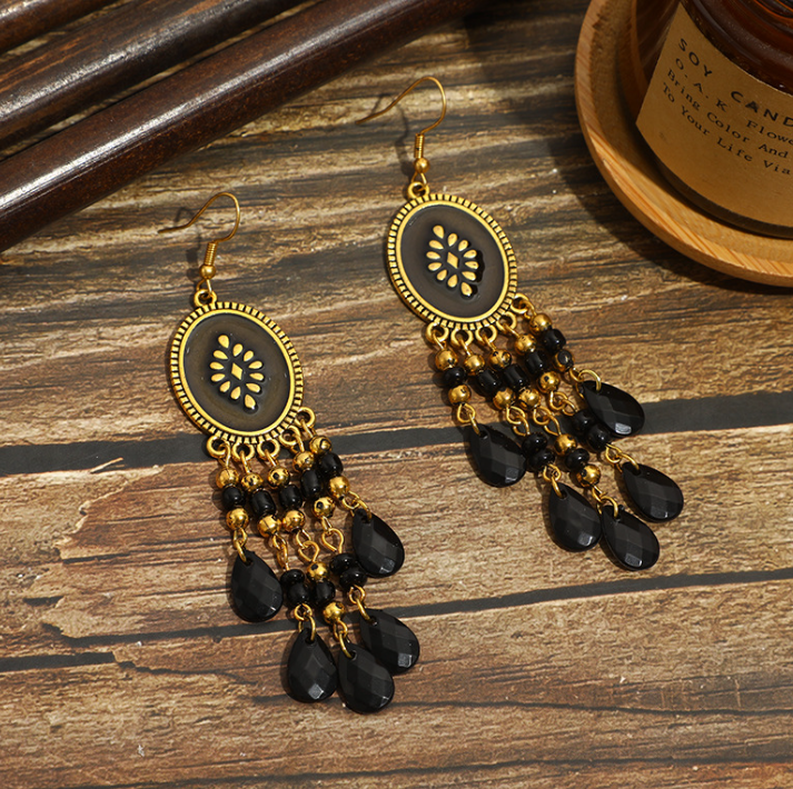 Hoa Tai đá tua rua