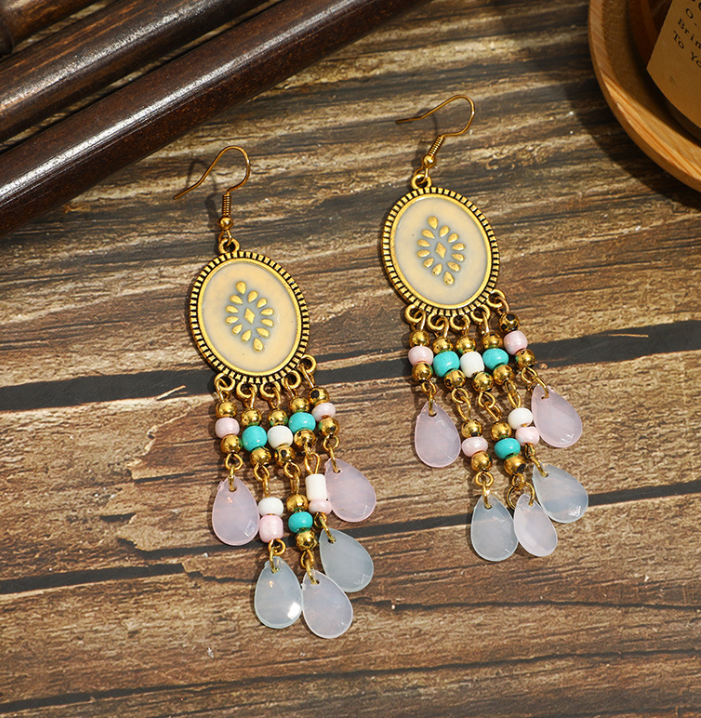 Hoa Tai đá tua rua