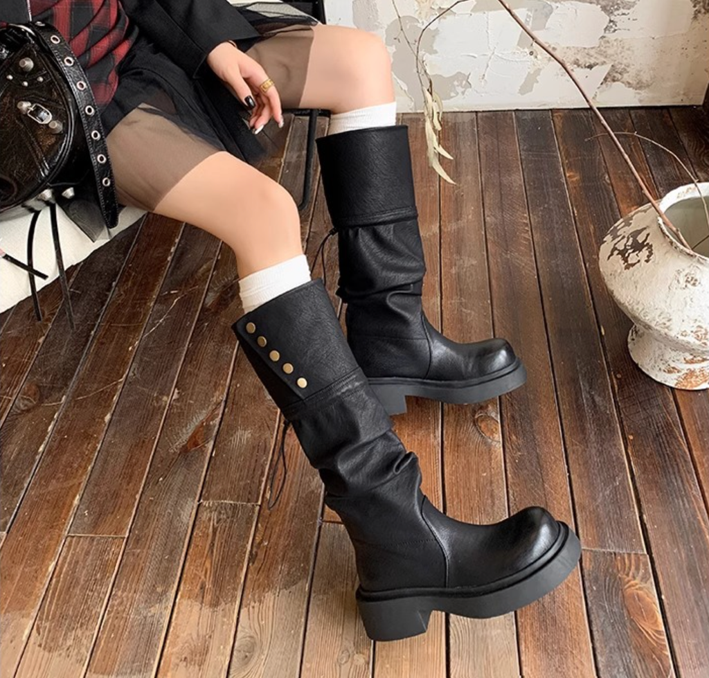 Giày Boot Nữ Nút Tròn - Ayaka