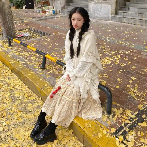 Áo Choàng Len Trắng Kem - Blancas