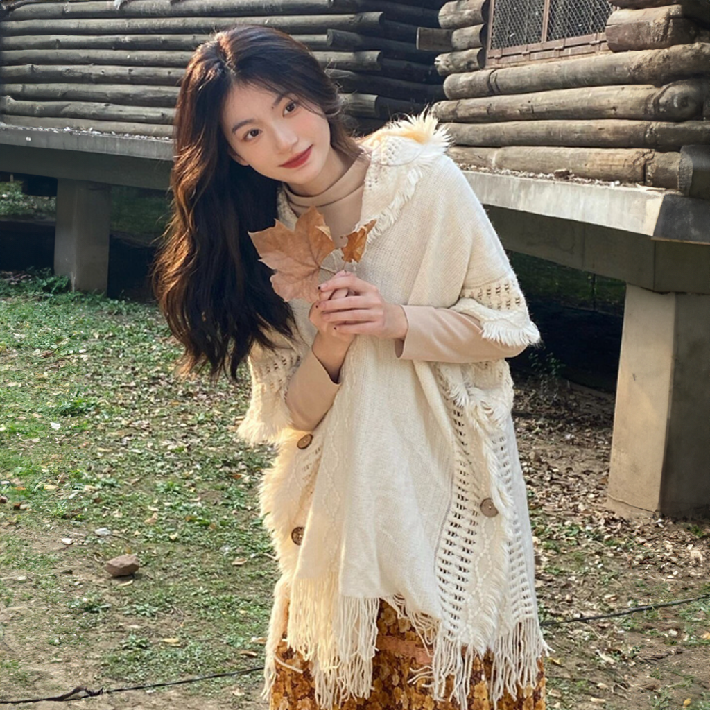 Áo Choàng Len Trắng Kem - Blancas