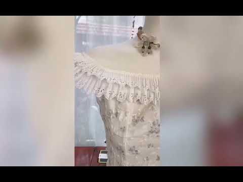 Áo Thêu Hoa Xanh Trễ Vai