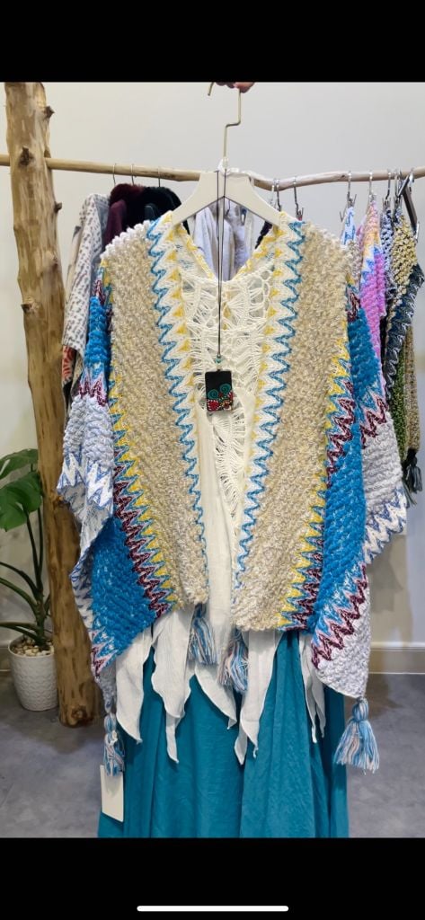 Khăn Choàng Thổ Cẩm - Poncho Len