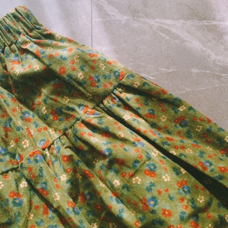 Chân Váy Hoa Nhí Xanh - Lira