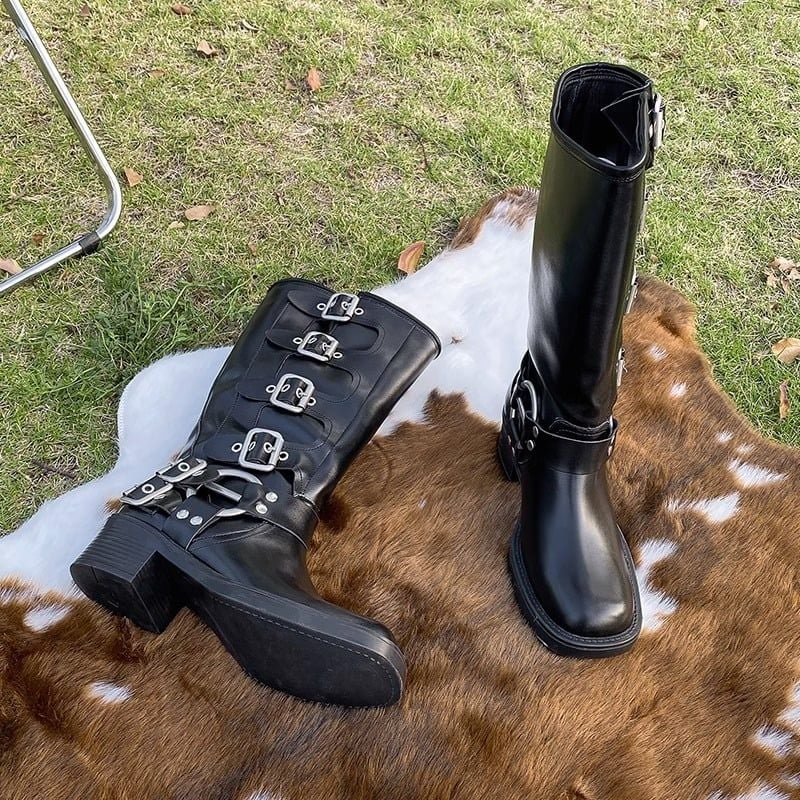 Giày Boot Khoá Gài Cổ Cao