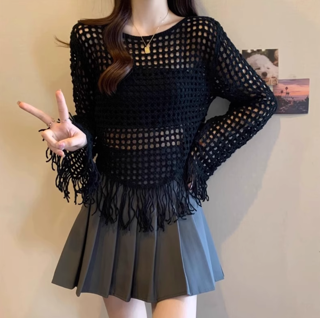 Áo Len Lỗ Vuông Tua Rua