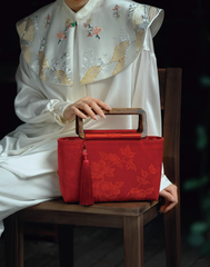 Túi Gấm Đỏ Quai Gỗ