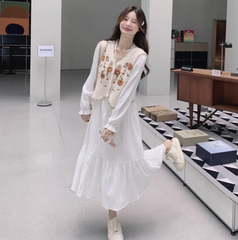 Áo Gile thêu hoa 4 màu