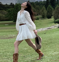 Đầm Vintage trắng alice