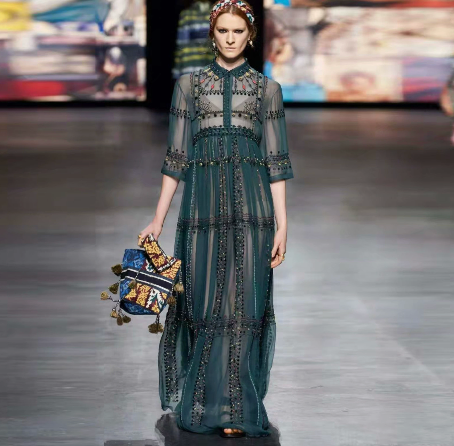 Đầm Thiết Kế Thêu Xanh - Tel annas