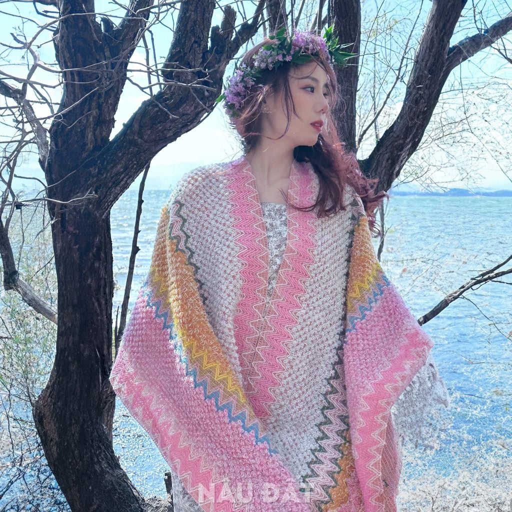 Khăn Choàng Thổ Cẩm - Poncho Len