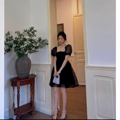 Đầm Đen phồng tay