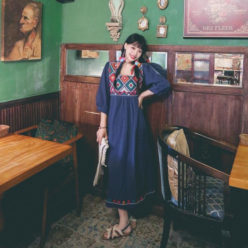 Đầm Boho Xanh Cổ Vuông