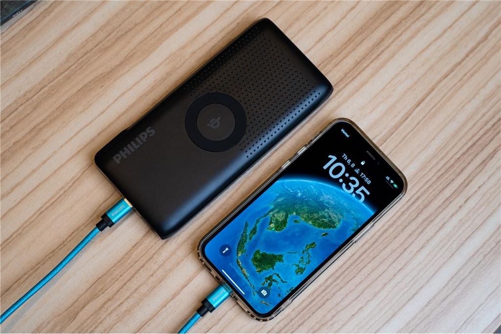 Pin sạc dự phòng không dây 10.000mAh Philips DLP6645 PD20W+QC3.0+15W