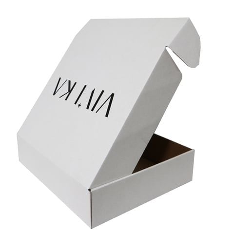  Hộp carton nắp gài trắng 11x6x6 cm D6 tại TPHCM 