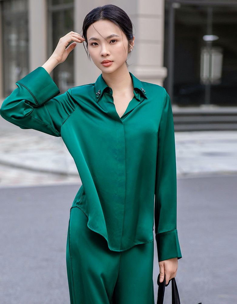  Áo Nov23 Bee Xanh đậm 