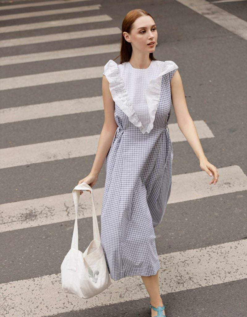  Đầm Lily Maid caro đậm 