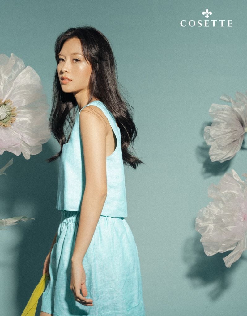  Áo cổ vuông linen xanh 