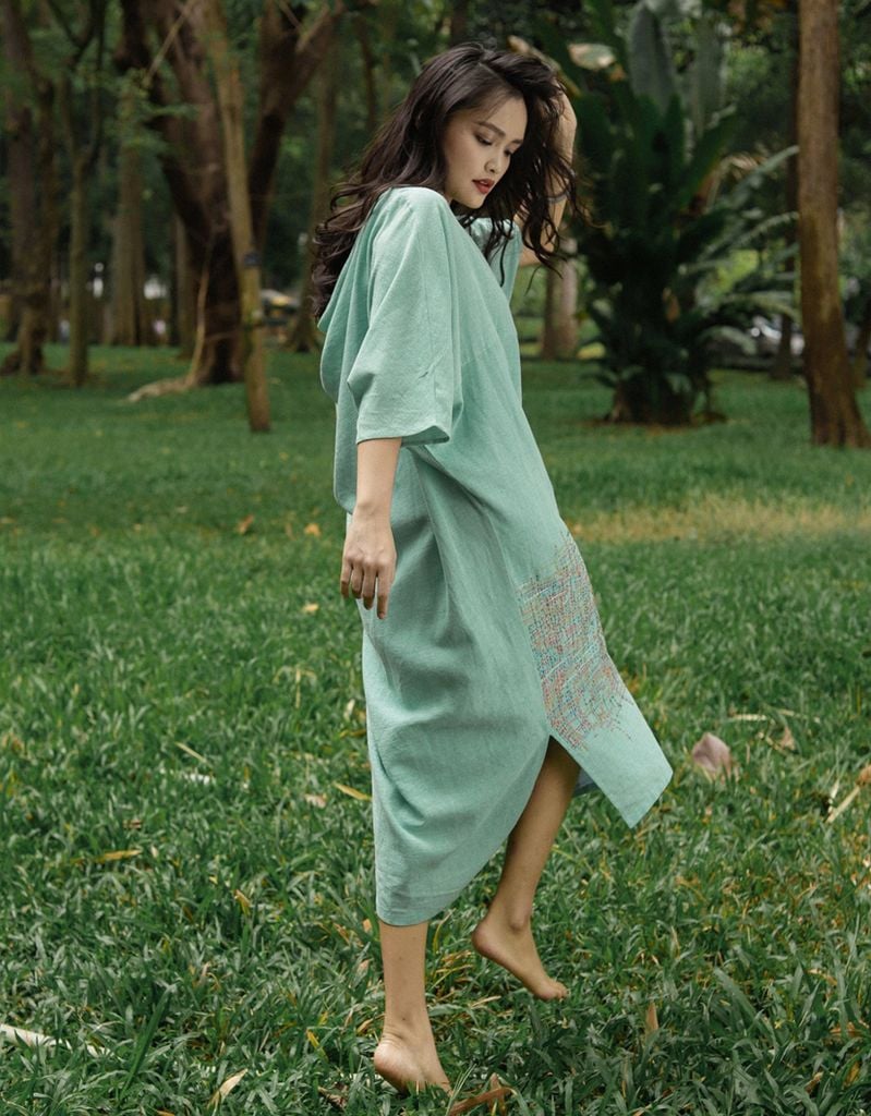  Đầm cổ đỗ sau tay ngắn tay dài xanh ngọc 