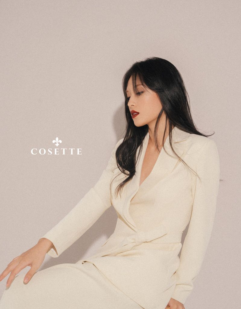  Áo vest cột eo kem 