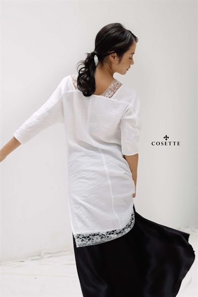  Đầm tay liền viền ren cổ và vai trắng 