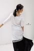 Đầm tay liền viền ren cổ và vai trắng