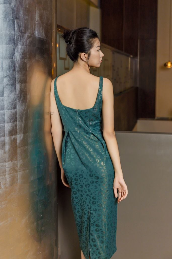  Đầm 2 dây cúp ngực xanh 