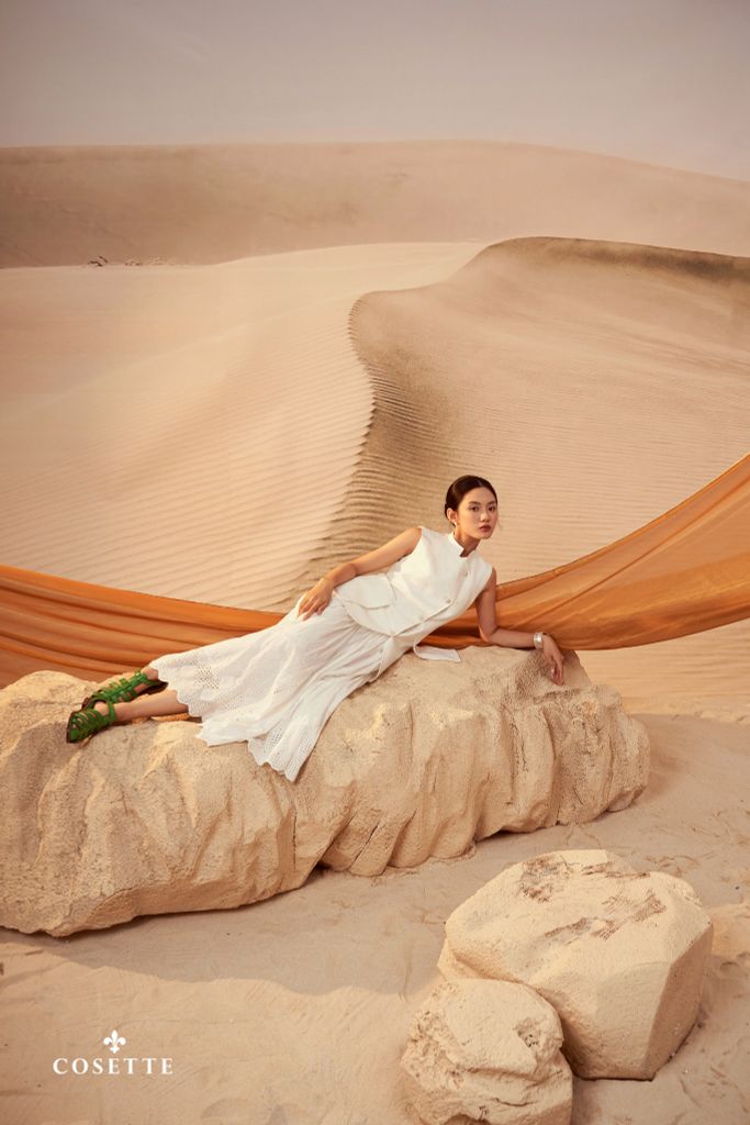  Chân váy Silkroad Flourless Trắng 