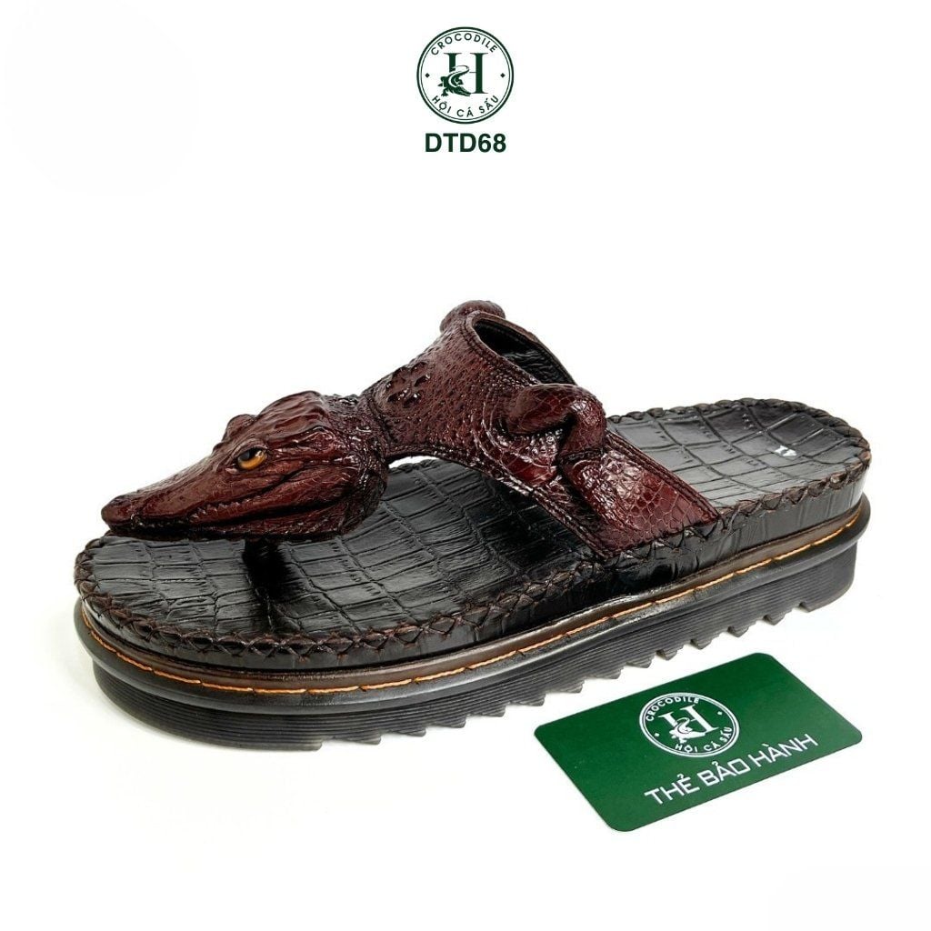 DÉP DOCTOR DA ĐẦU CÁ SẤU DTD68 ( Nâu ) – ĐẾ CAO 5CM, THIẾT KẾ QUAI KẸP CÁ TÍNH