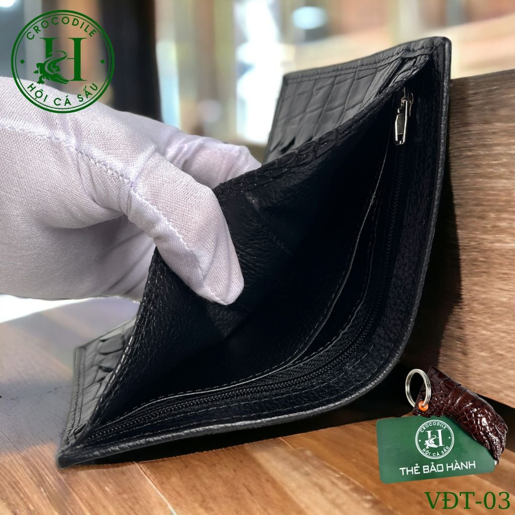 Ví nam phom đứng phối bàn tay cá sấu cao cấp - VDT