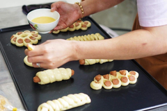 LỚP BÁNH MÌ NGỌT