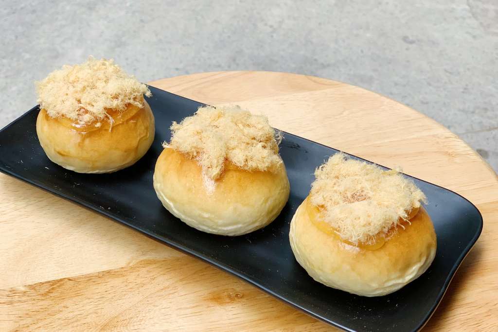 LỚP BÁNH PHÔ MAI TAN CHẢY