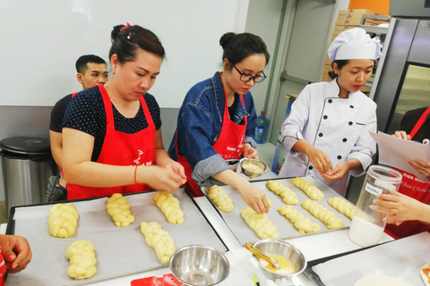 LỚP BÁNH MÌ HOA CÚC