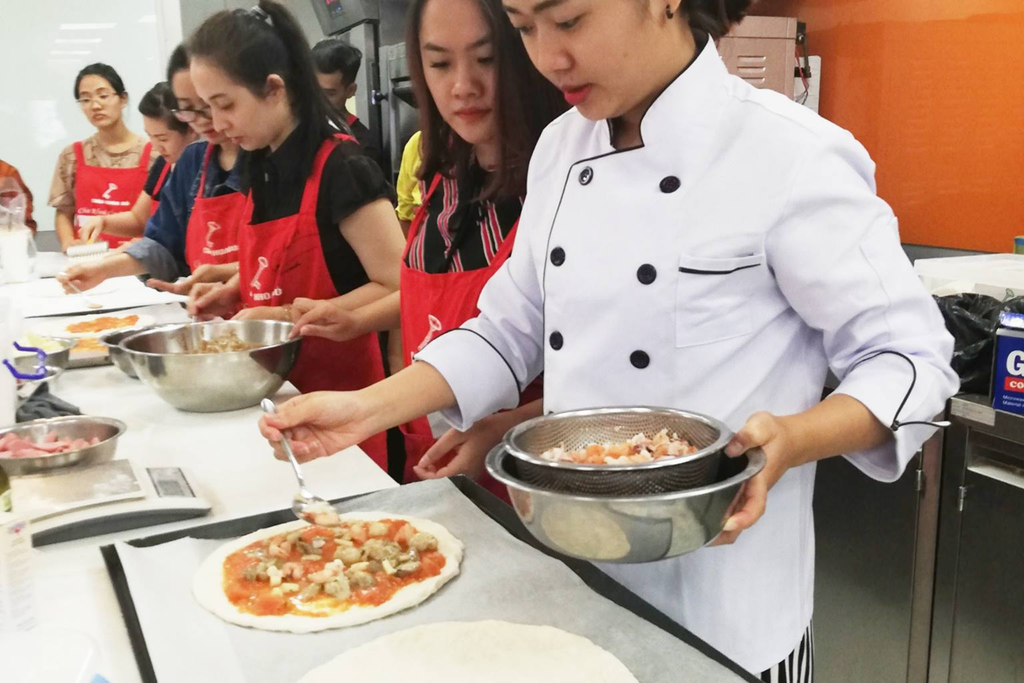 LỚP BÁNH PIZZA