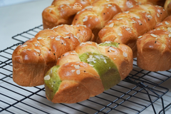 LỚP BÁNH MÌ HOA CÚC