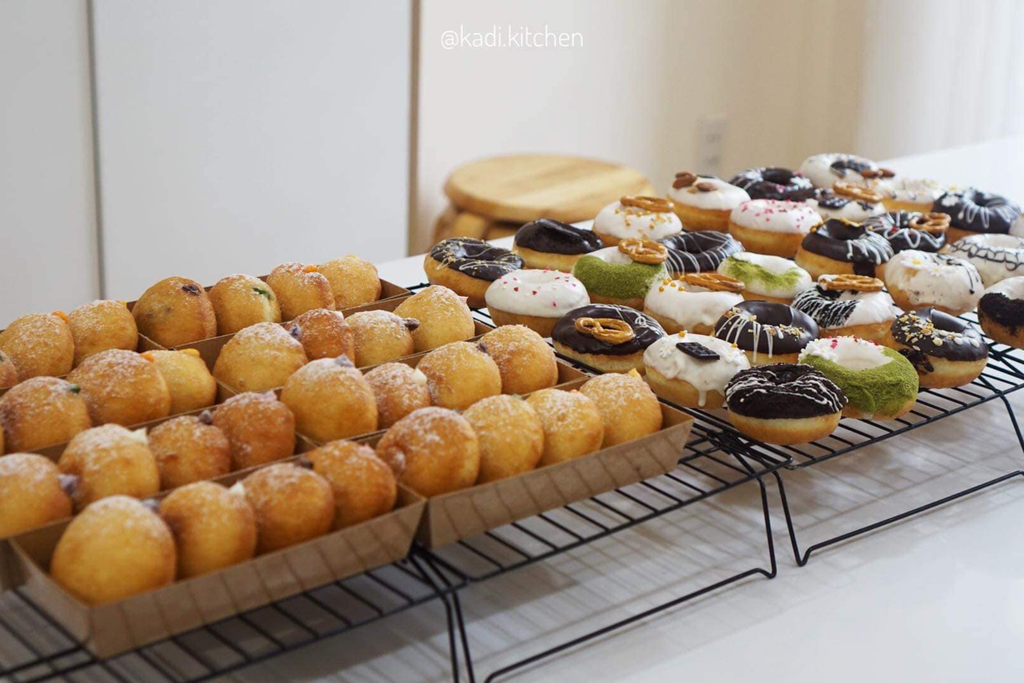 LỚP BÁNH DONUT