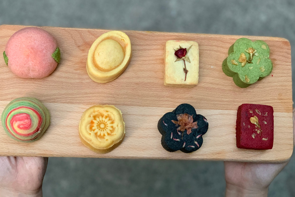 LỚP BÁNH DỨA