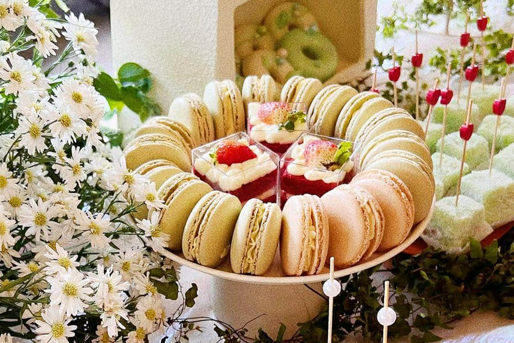 TIỆC ĐÁM CƯỚI