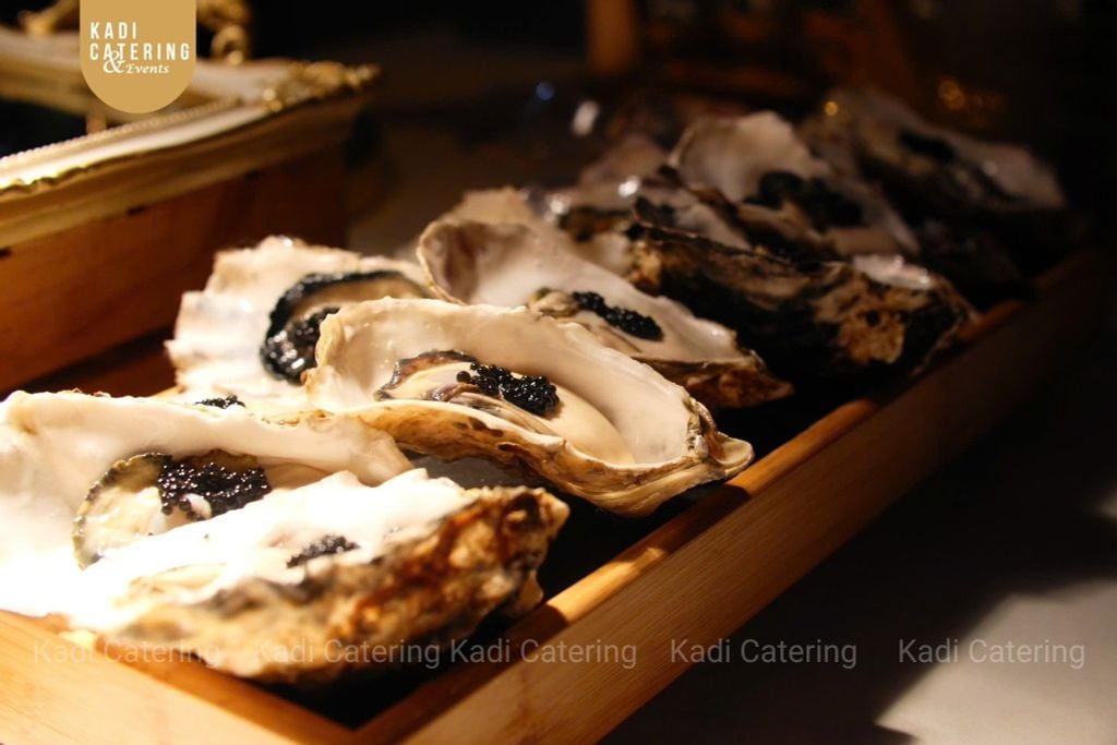 Tiệc Canape