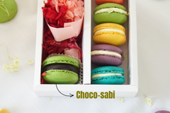 MACARON