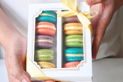 MACARON