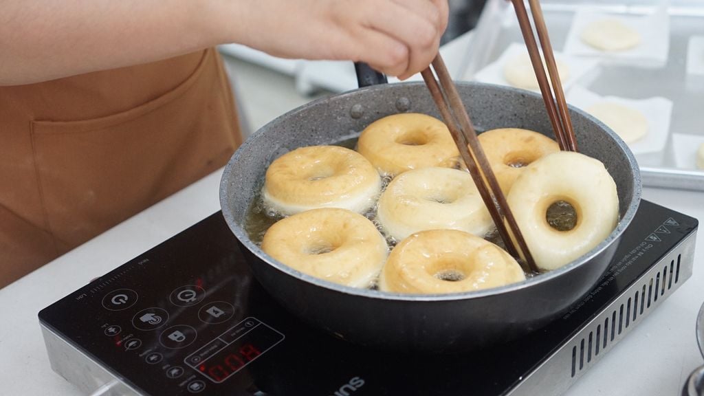 Bánh donut