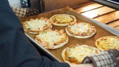 Bánh pizza