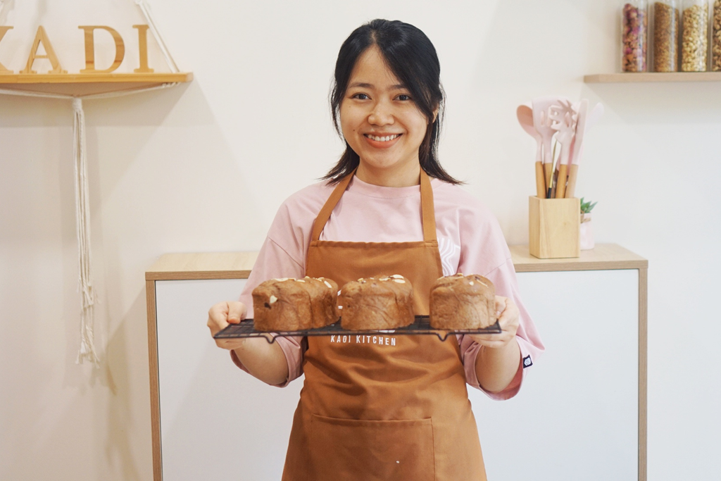LỚP BÁNH MÌ HOA CÚC