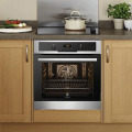Lò Nướng Âm Tủ Electrolux EOC5400AOX Nhiệt Phân 72 Lít