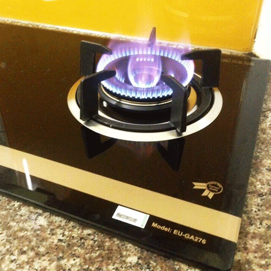 Bếp gas âm Eurosun EU-GA276S mặt kính cường lực chịu nhiệt dày 8mm vát 4 cạnh họng bếp được làm chất liệu Atimon