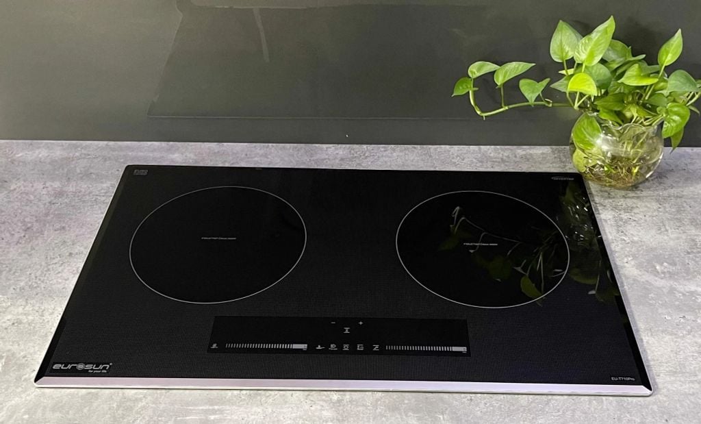 Bếp Từ Eurosun EU-T710Pro(S) Inverter kính Ceramic chống trào nước cảm ứng trượt 9 công suất